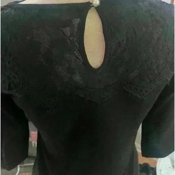 White House Black Market Lace Top NWT - Picture 2 of 4